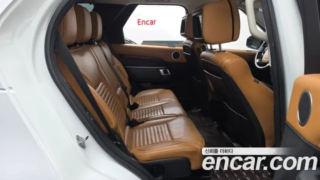 Land Rover Discovery 2019 thumb 11