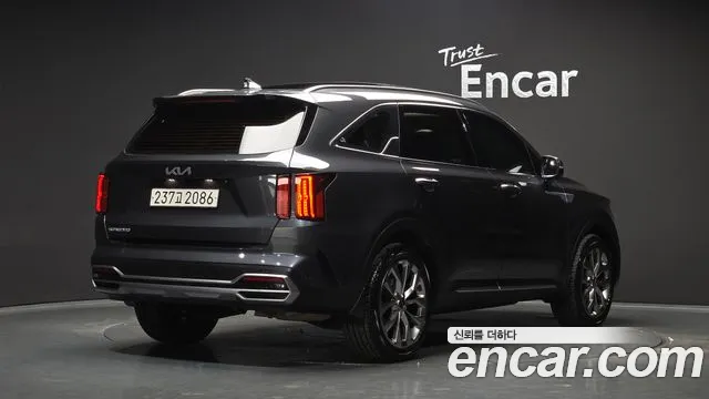 Kia Sorento 2023 thumb 2