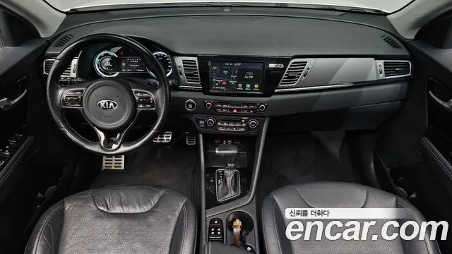 Kia Niro 2016 thumb 6
