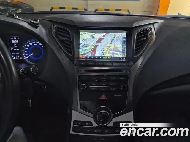 Hyundai Grandeur 2016 thumb 10