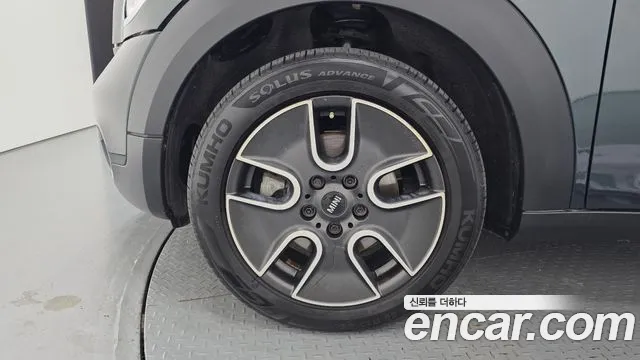 MINI Countryman 2012 thumb 5