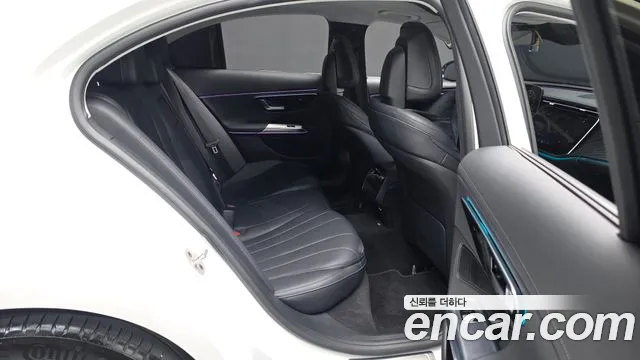 Mercedes-Benz E-Класс 2025 thumb 11