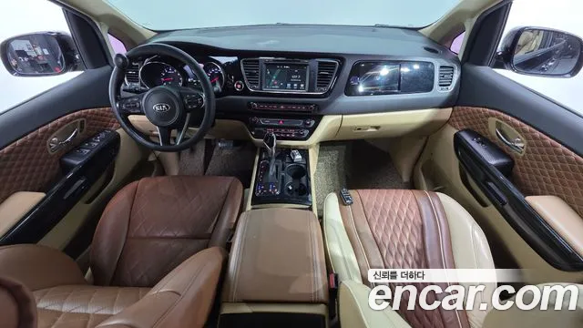 Kia Carnival 2017 thumb 7