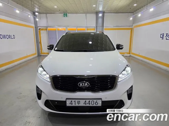 Kia Sorento 2018 thumb 2