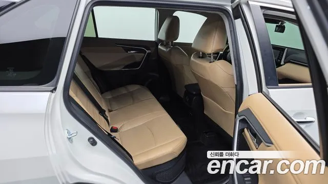 Toyota RAV4 2021 thumb 12
