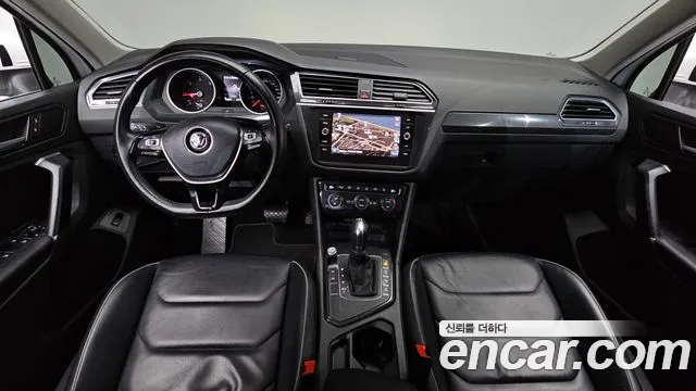 Volkswagen Tiguan 2018 thumb 7