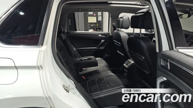 Volkswagen Tiguan 2018 thumb 11