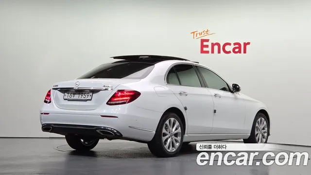 Mercedes-Benz E-Класс 2019 thumb 2