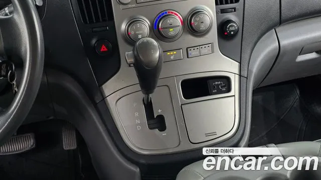 Hyundai Starex 2012 thumb 9