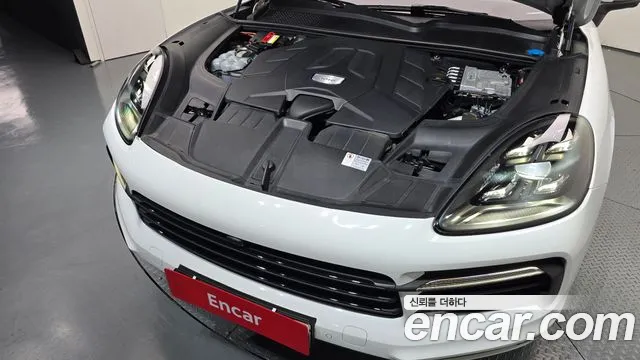 Porsche Cayenne 2020 thumb 6