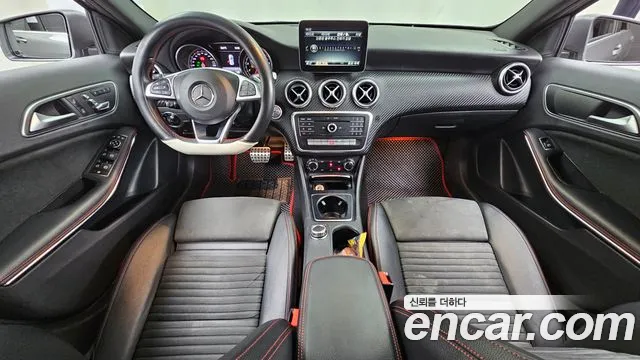 Mercedes-Benz A-Класс 2017 thumb 7