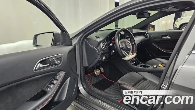 Mercedes-Benz A-Класс 2017 thumb 10