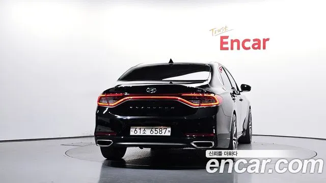 Hyundai Grandeur 2017 thumb 3
