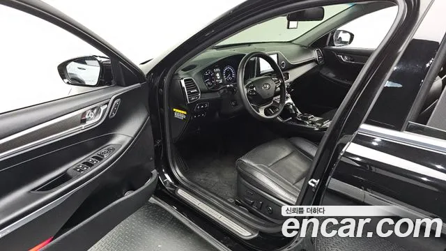 Hyundai Grandeur 2017 thumb 9