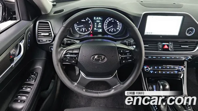 Hyundai Grandeur 2017 thumb 11