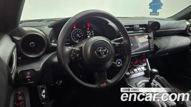 Toyota GT86 2022 thumb 12