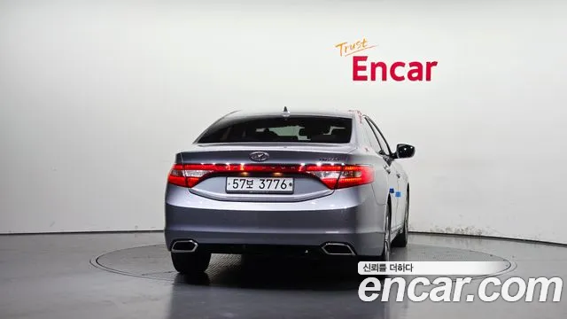 Hyundai Grandeur 2014 thumb 4