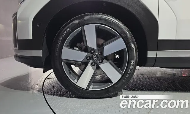 Hyundai Santa Fe 2024 thumb 5