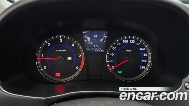 Hyundai Accent 2013 thumb 8