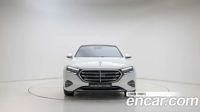 Mercedes-Benz E-Класс 2025 thumb 3