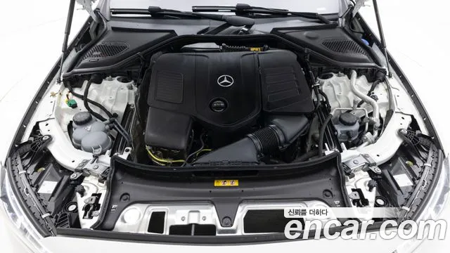 Mercedes-Benz E-Класс 2025 thumb 6