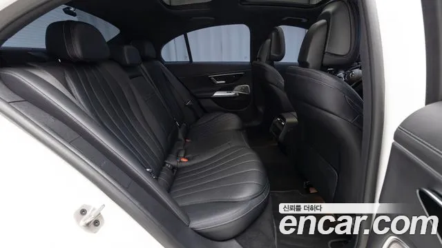 Mercedes-Benz E-Класс 2025 thumb 10