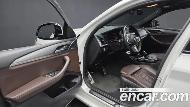 BMW X4 2020 thumb 10