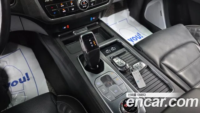 KG_Mobility_Ssangyong Rexton 2021 thumb 8