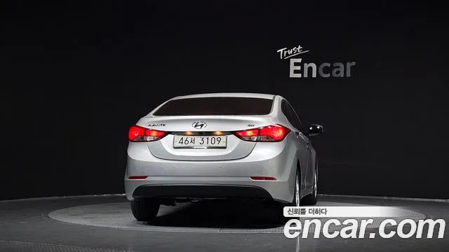 Hyundai Avante 2015 thumb 4