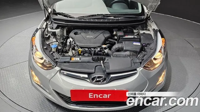 Hyundai Avante 2015 thumb 6