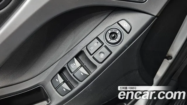 Hyundai Avante 2015 thumb 12