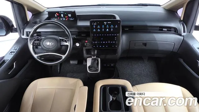 Hyundai Staria 2022 thumb 6