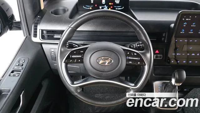 Hyundai Staria 2022 thumb 12