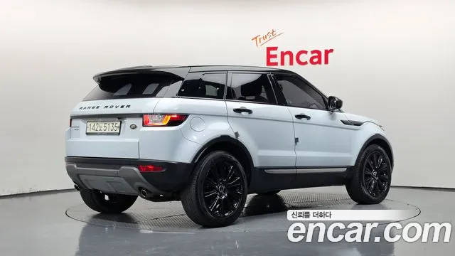 Land Rover Range Rover Evoque 2016 thumb 2