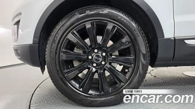 Land Rover Range Rover Evoque 2016 thumb 5