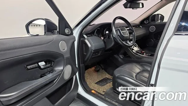 Land Rover Range Rover Evoque 2016 thumb 10