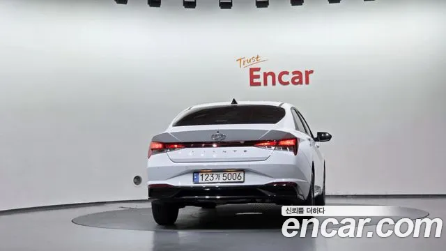 Hyundai Avante 2022 thumb 3