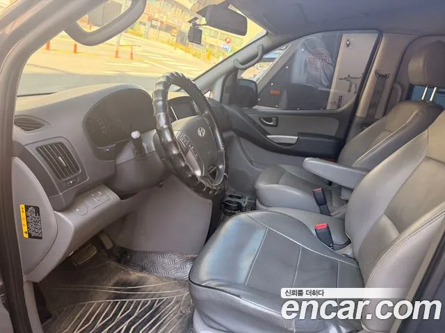 Hyundai Starex 2016 thumb 3