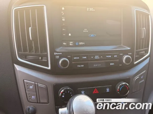 Hyundai Starex 2016 thumb 7