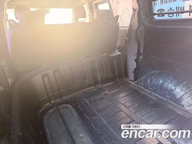 Hyundai Starex 2016 thumb 9