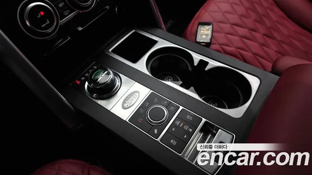 Land Rover Discovery 2019 thumb 9