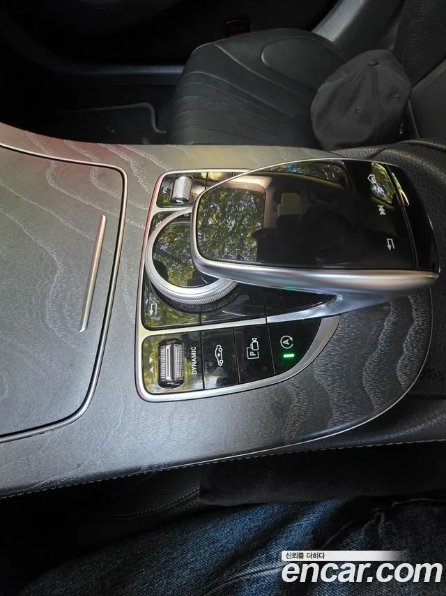 Mercedes-Benz CLS-Class 2019 thumb 11