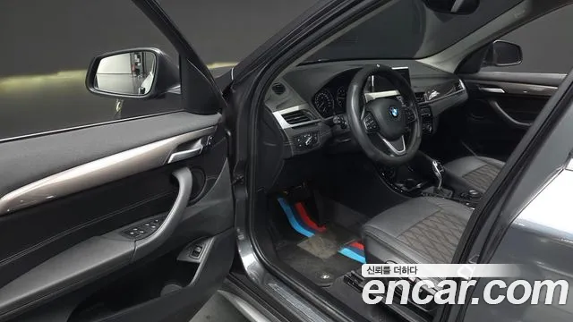 BMW X1 2021 thumb 10