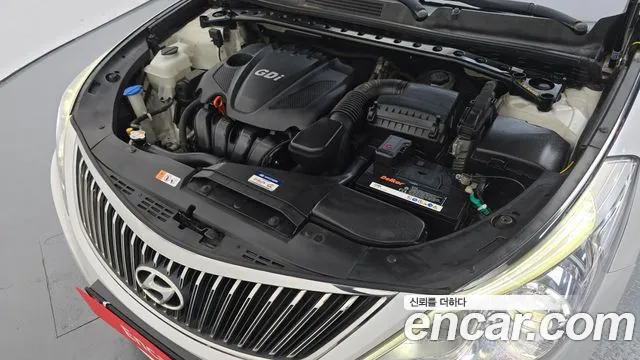 Hyundai Grandeur 2013 thumb 6