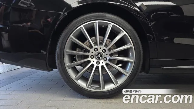 Mercedes-Benz S-Класс 2017 thumb 5