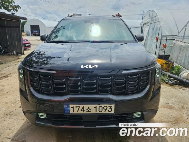 Kia Carnival 2024 thumb 2