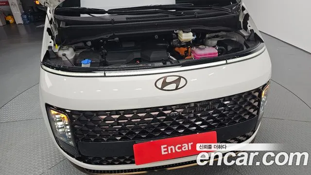 Hyundai Staria 2025 thumb 6