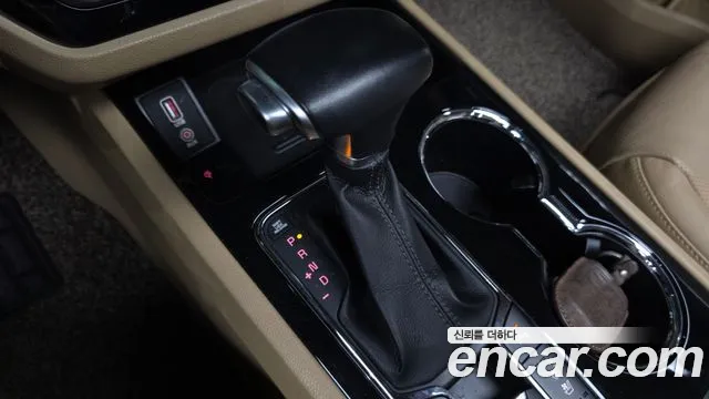 Kia Carnival 2019 thumb 9