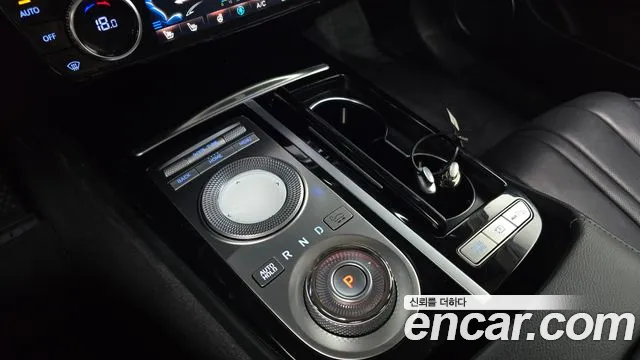 Genesis G80 2021 thumb 9