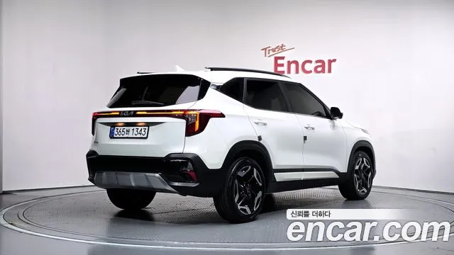 Kia Seltos 2025 thumb 2